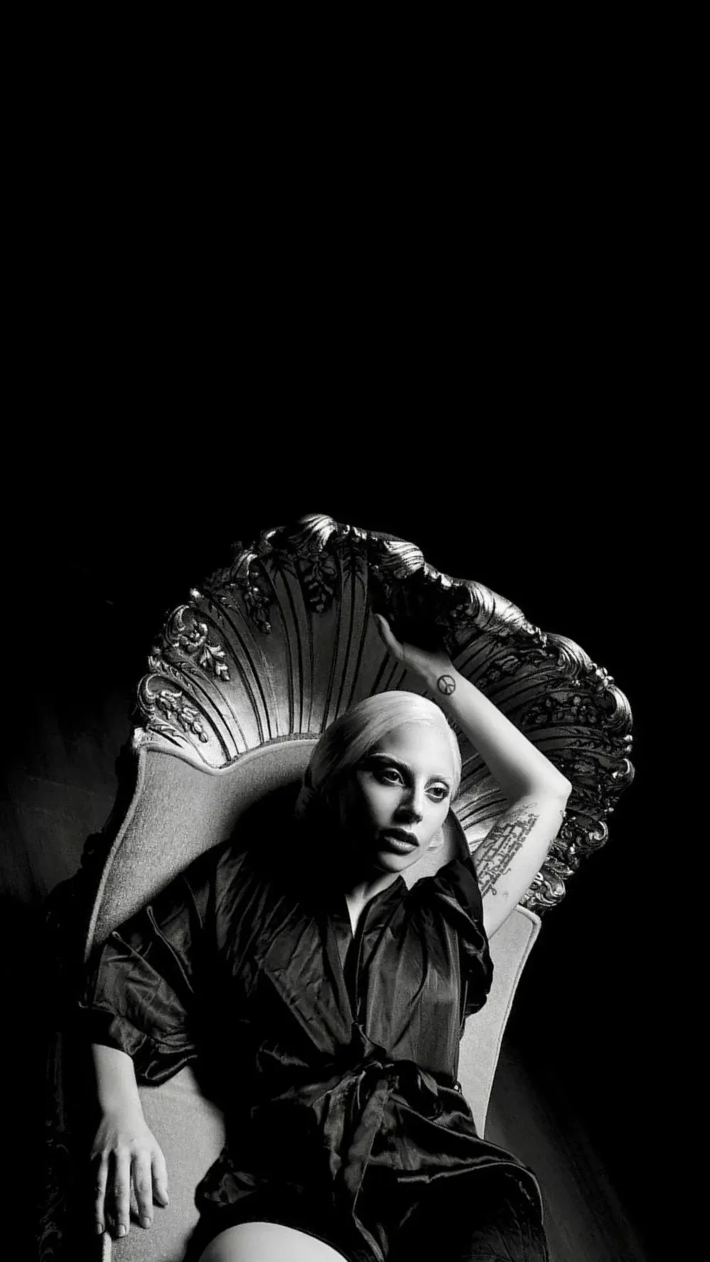 LADY GAGA - Extra Visual 1